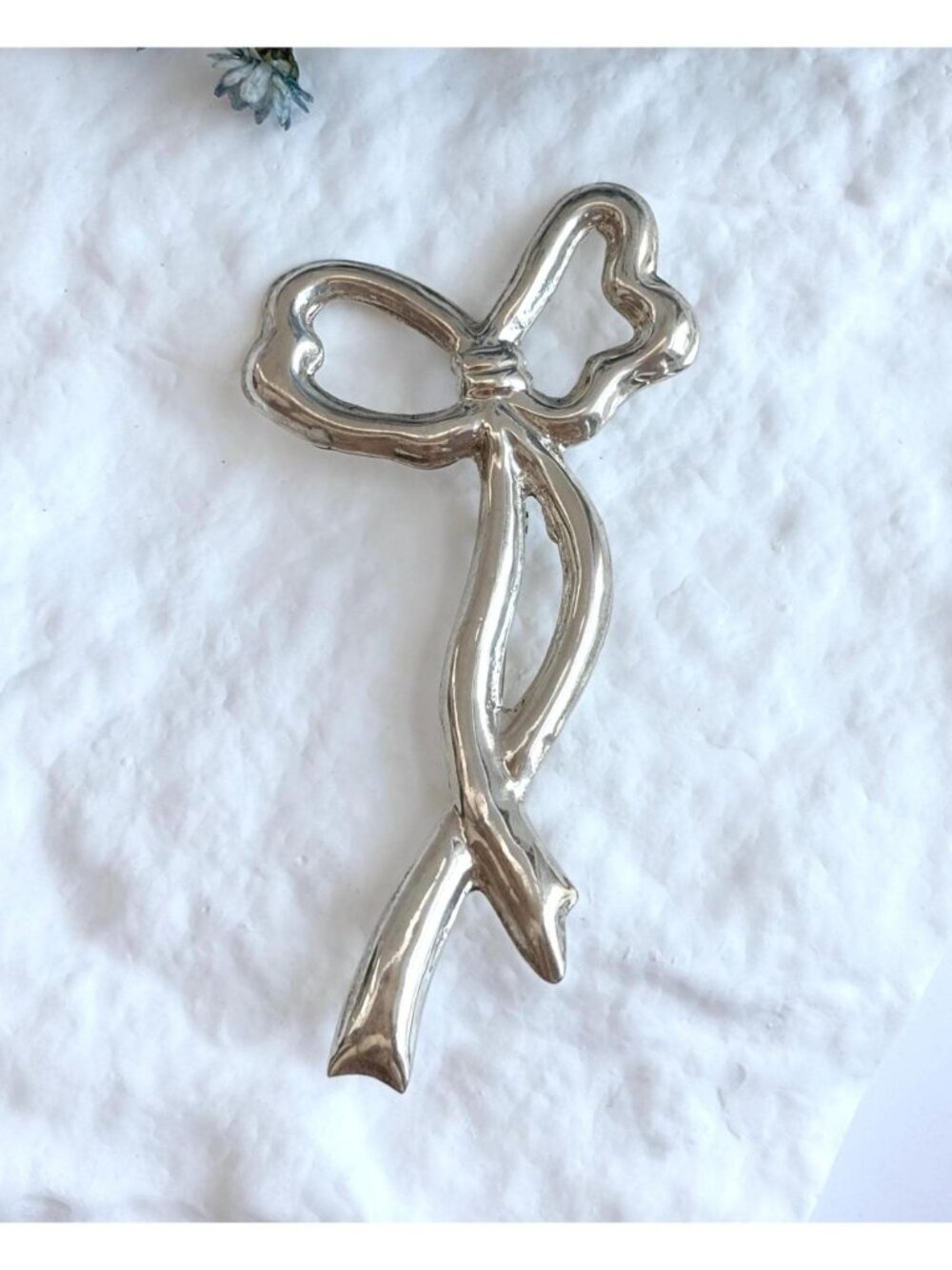 Ribboned Bow Taxco, Mexico Navajo Southwest Vintage Sterling Silver 925 Brooch
